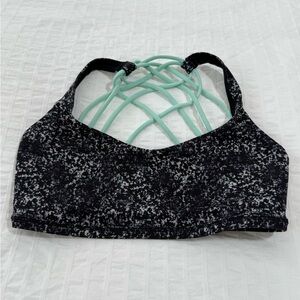 LULULEMON FREE TO BE WILD BRA